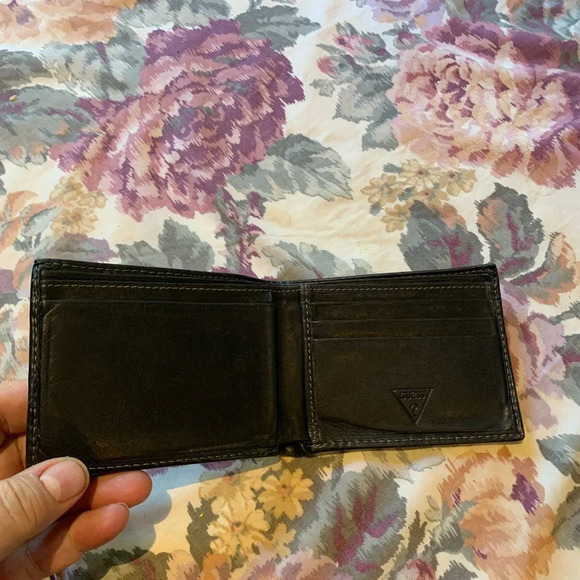 Men's Black Guess Wallet - Picture 4 of 6